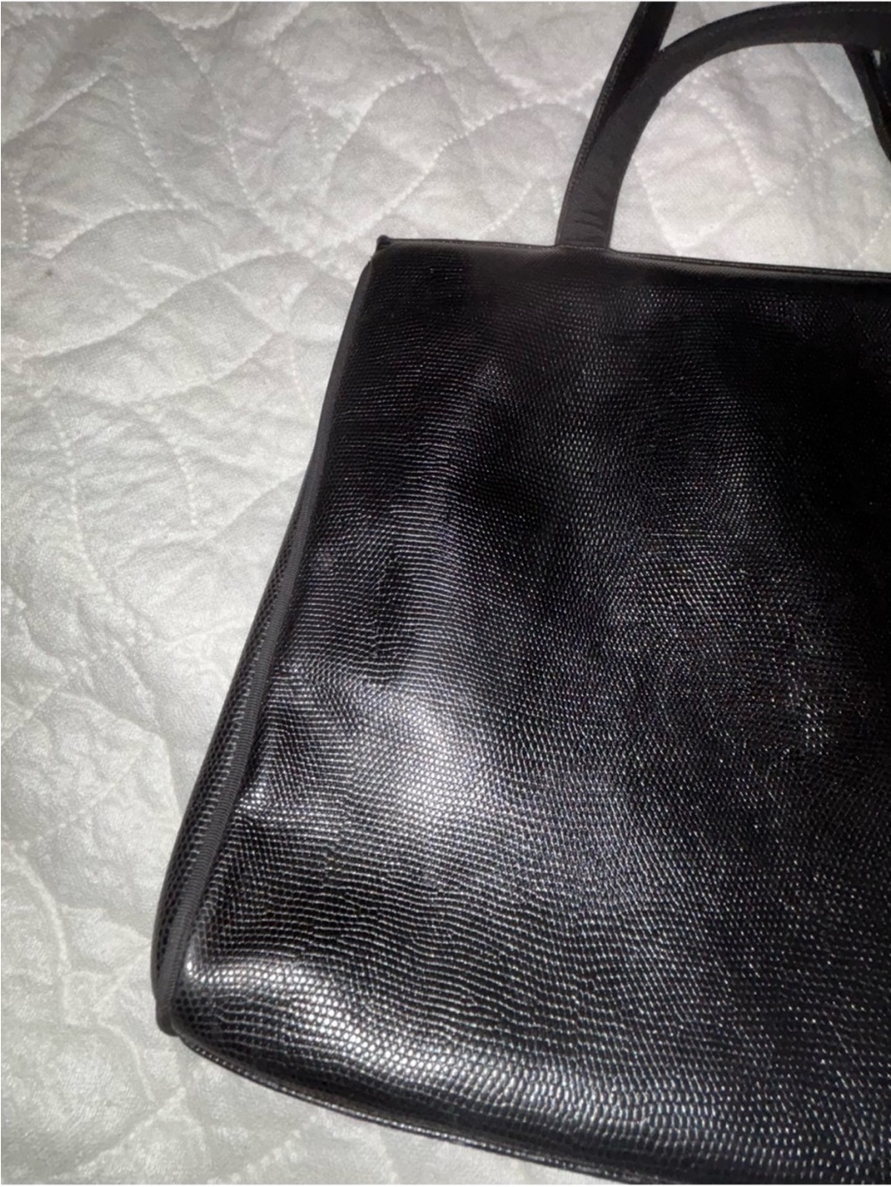 Salvatore Ferragamo Black Lizard-Embossed Tote Shoulder Bag - Imperfect👀 - Picture 8 of 16
